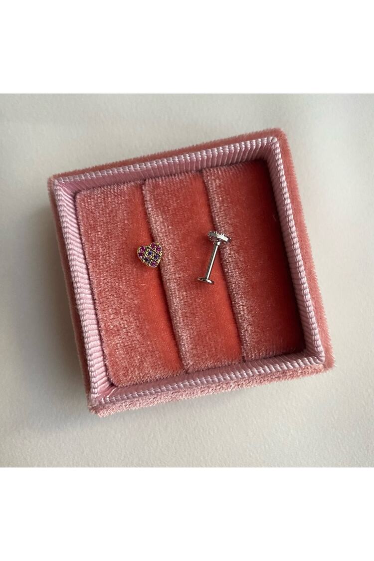 Gold Renkli Minimal Etnik Kalp Piercing Tragus