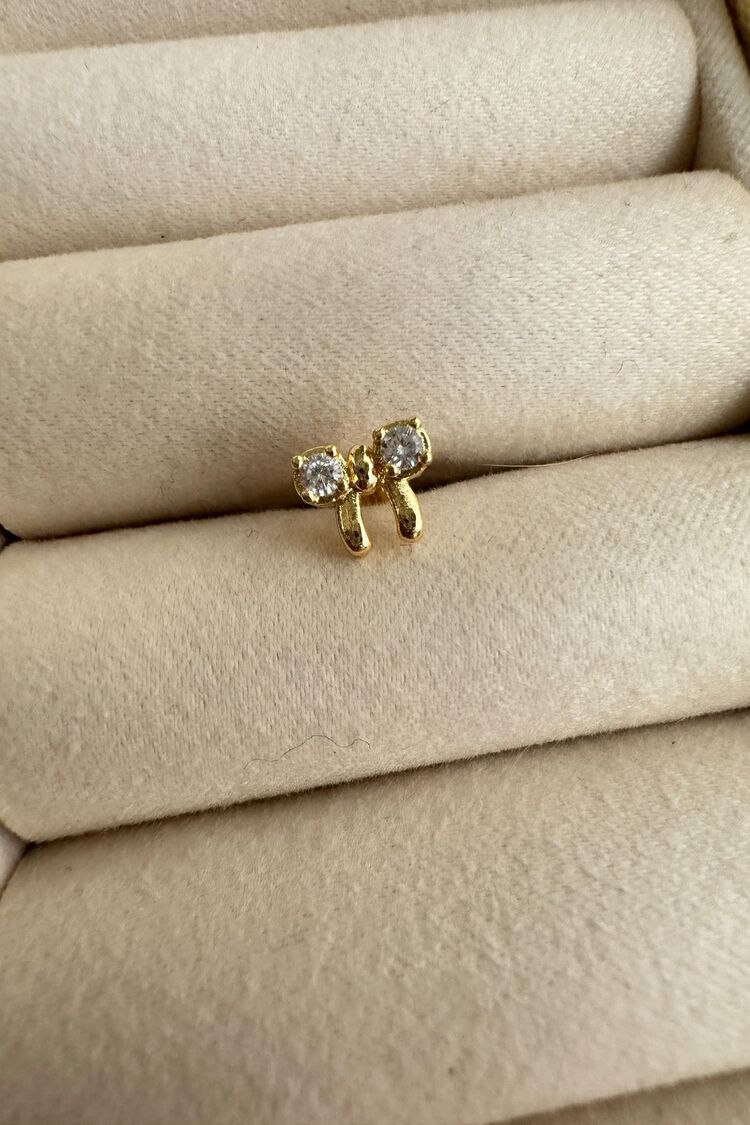 Cerrahi Çelik Taşlı Fiyonk Piercing