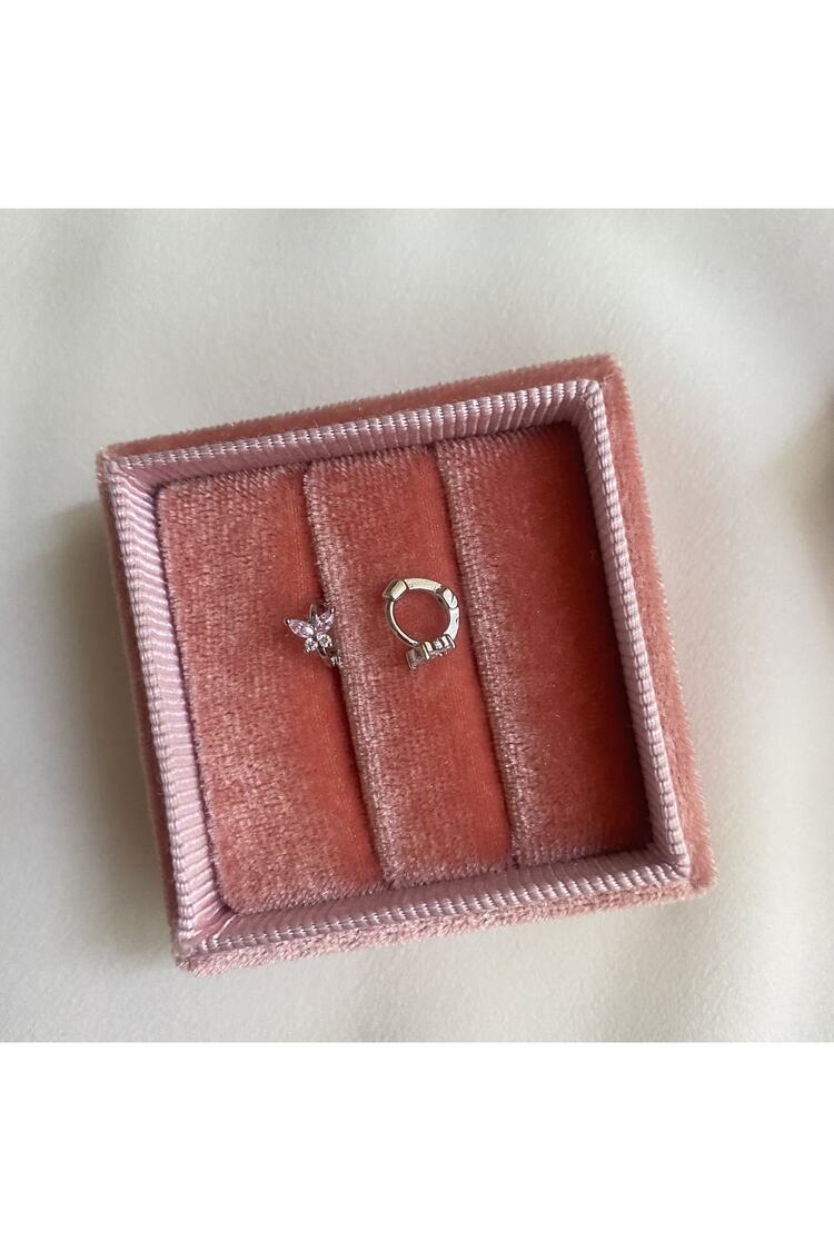 Kadın Pembe Taşlı Kelebek Halka Tragus Piercing