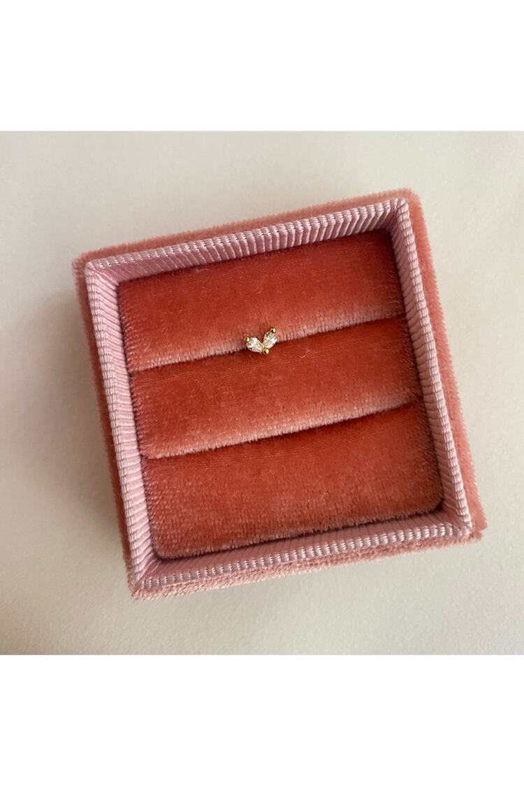 Kadın Çift Taşlı Tragus Piercing