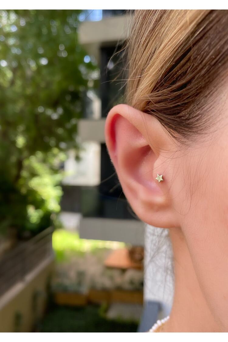 Kadın Cerrahi Çelik Silver Renkli Yıldız Tragus Piercing Kıkırdak