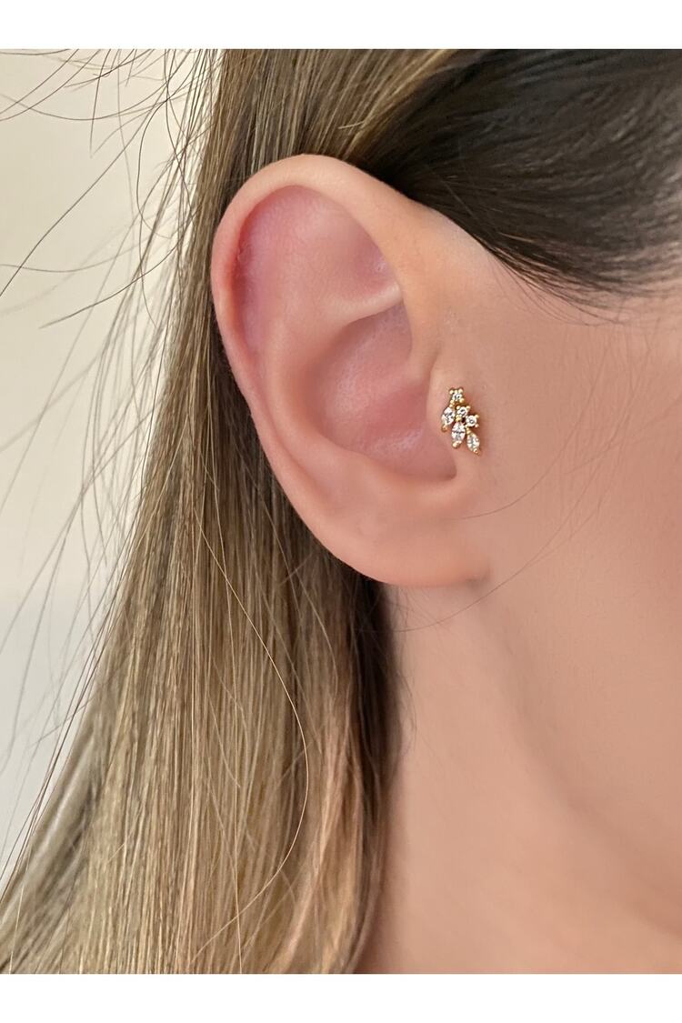 Kadın Gold Renkli Yaprak Tragus Kıkırdak Piercing