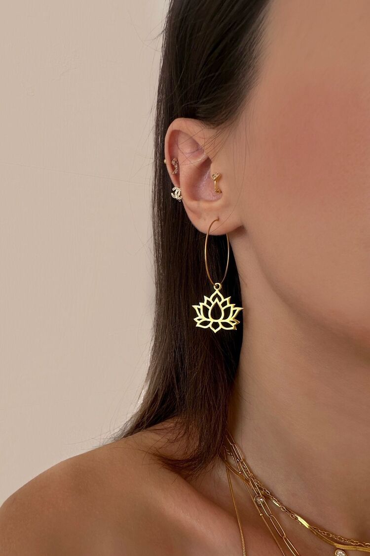 Çelik Lotus Ada Küpe