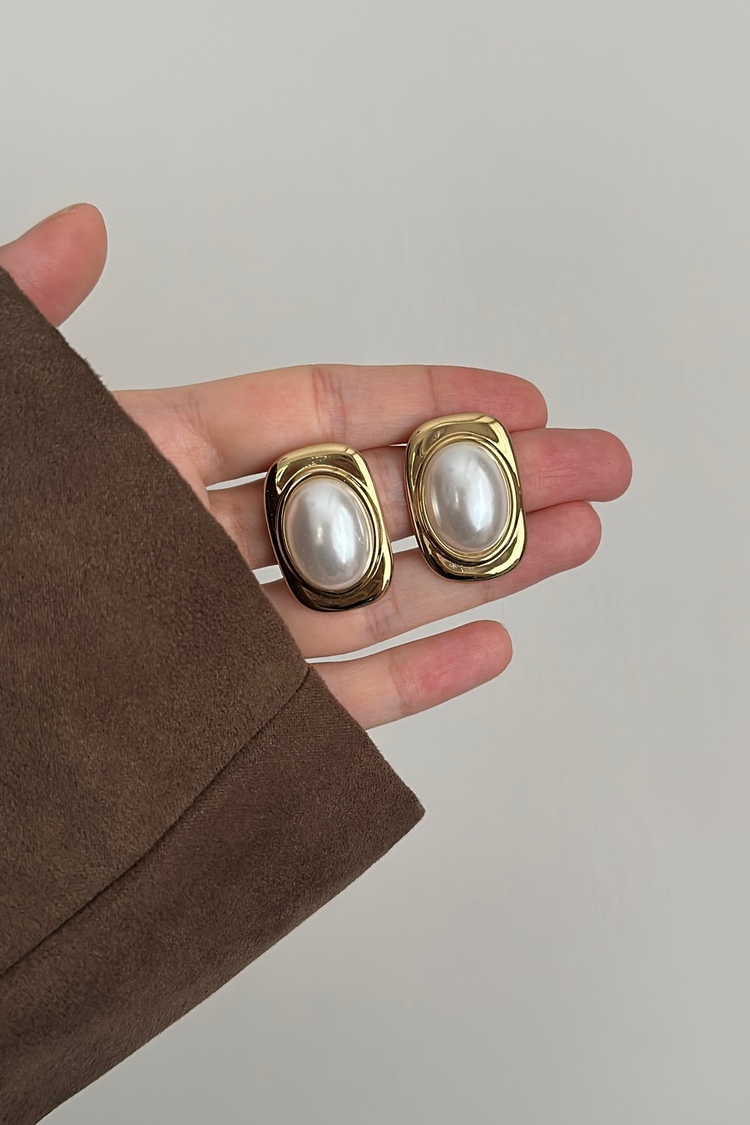 Çelik Oval İncili Küpe