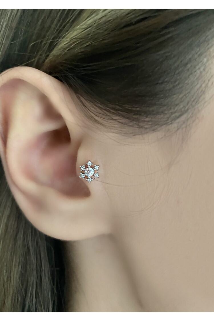 Cerrahi Çelik Kadın Silver Rengi Kar Tanesi Tragus Kıkırdak Piercing