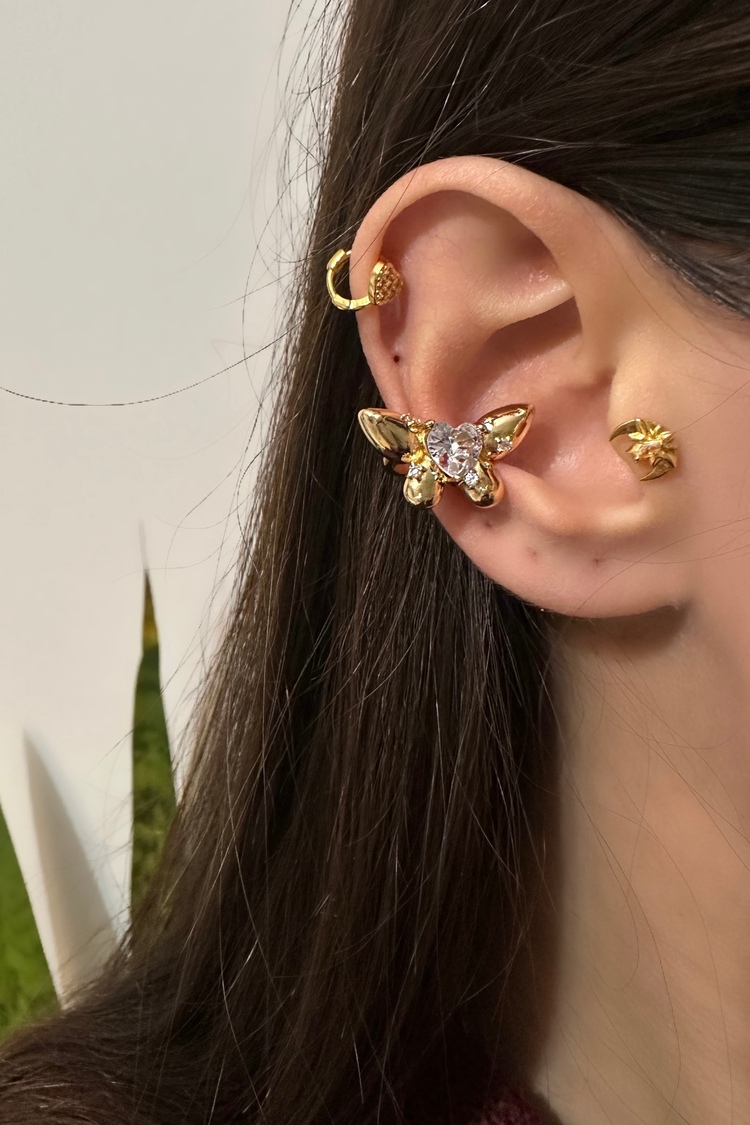 Taşlı Kelebek Kıkırdak Küpe Earcuff