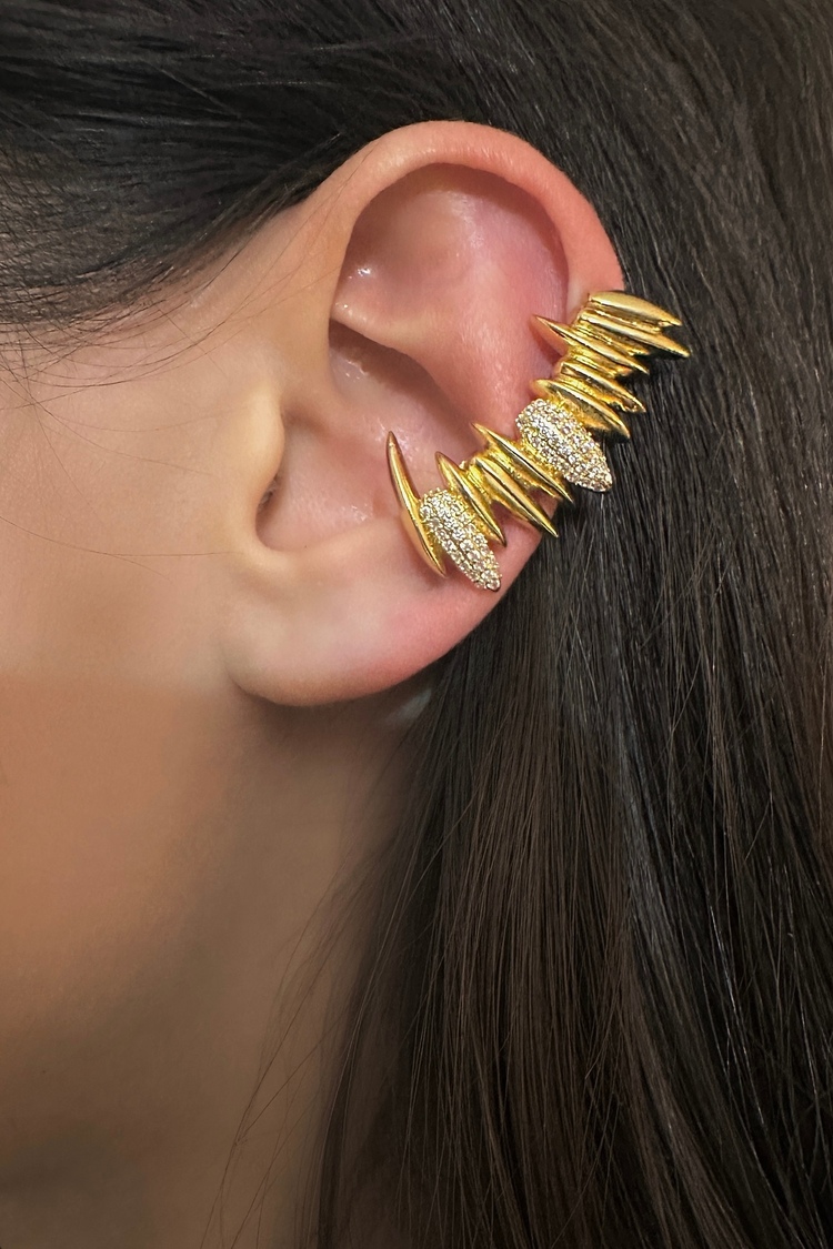 Bir Adet Sivri Model Çift Renk Kıkırdak Küpesi Earcuff