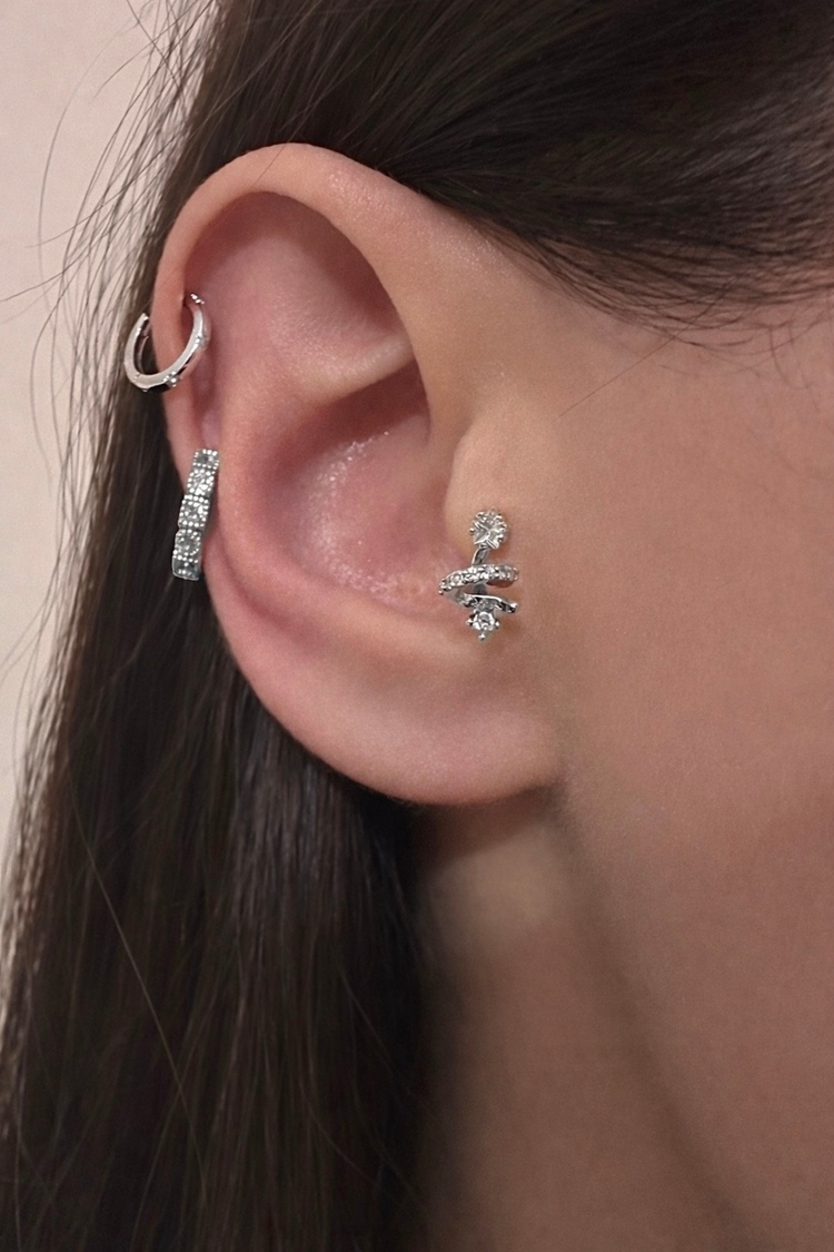 Çelik Üç Boyutlu Yıldız Piercing