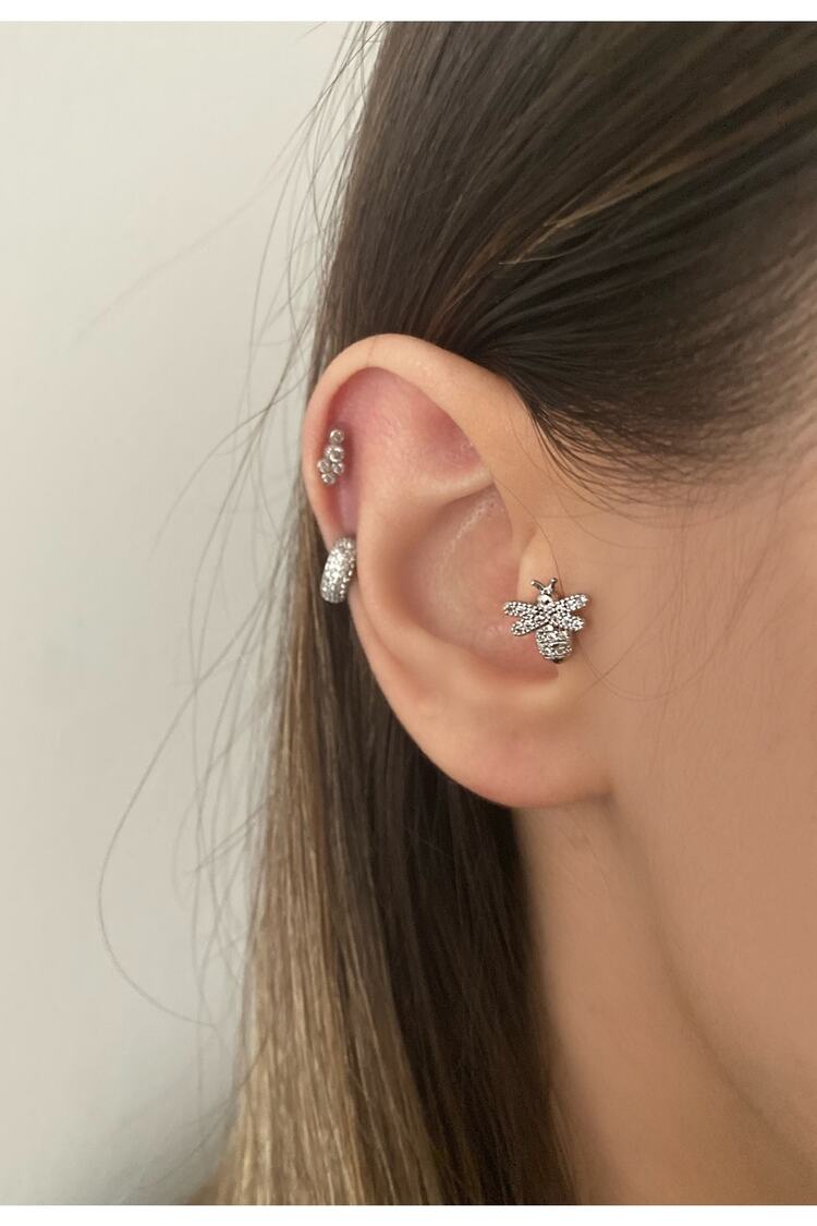 Kadın Silver Rengi Arı Tragus Kıkırdak Piercing