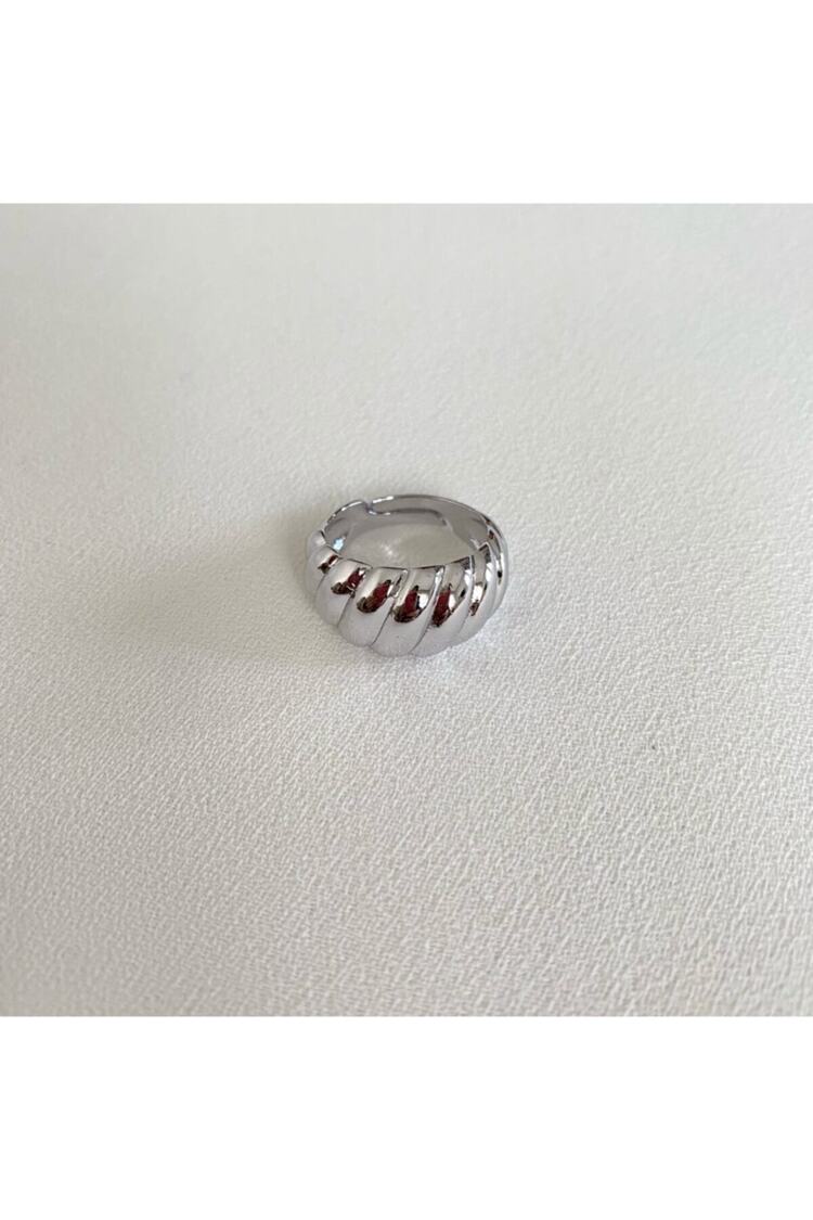 Kadın Gümüş Rengi Kalın Burgulu Ayarlanabilir Yüzük