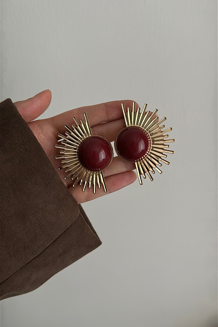 Bordo Renkli Yarım Güneş Küpe