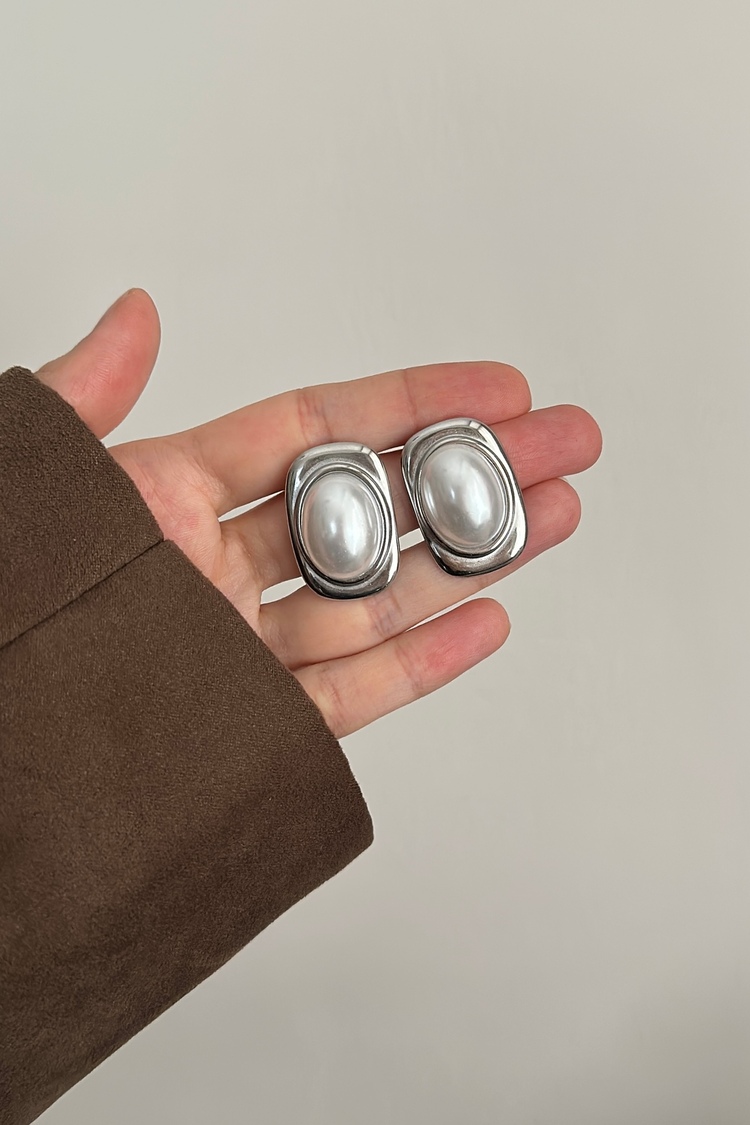 Çelik Oval İncili Küpe
