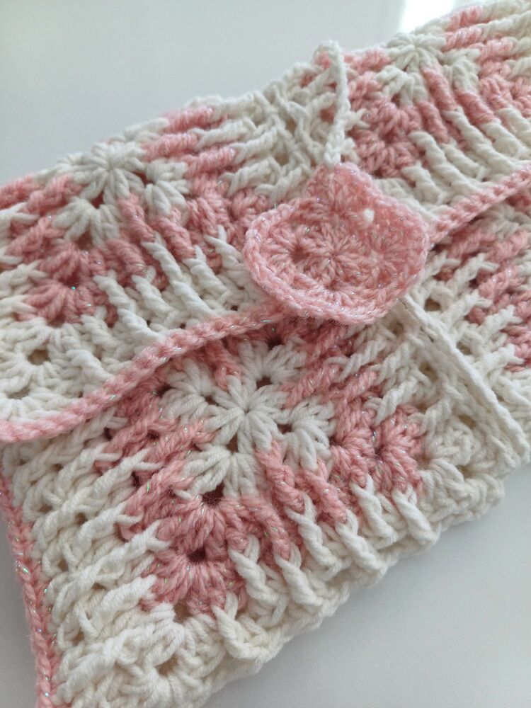 Pembe kitap kılıfı/ çantası