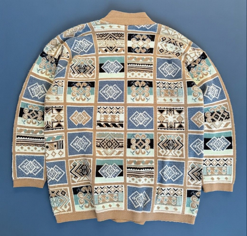 Coogi Tarzı Etnik-Geometrik Desenli Kazak