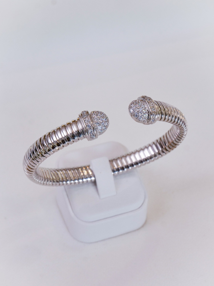 Lunar Coil Embrace Bileklik