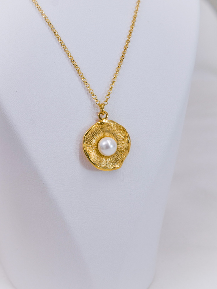 Golden Oyster Pearl Kolye