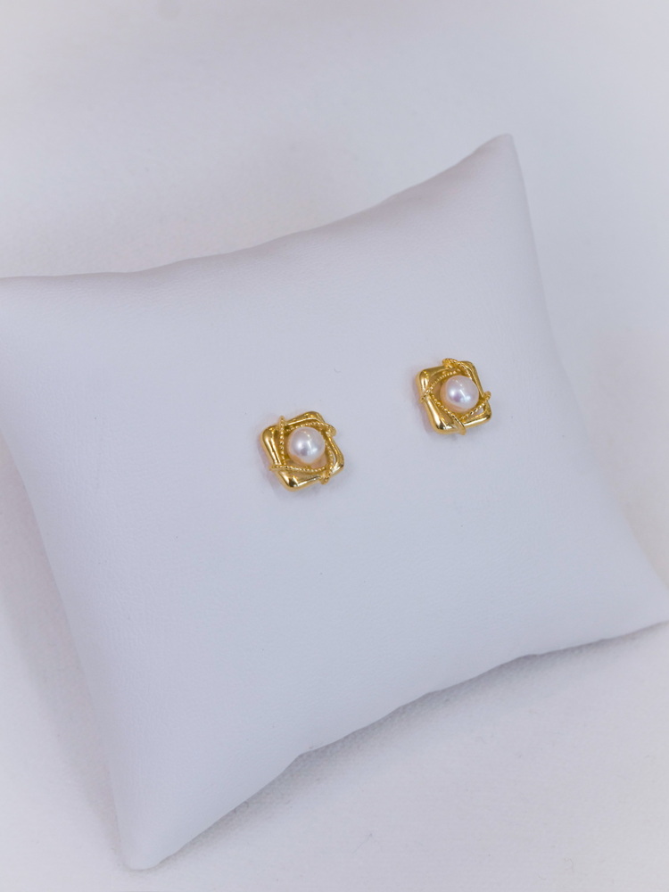 Golden Bloom Pearl Küpe