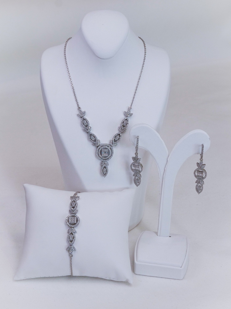 Celestial Radiance Set