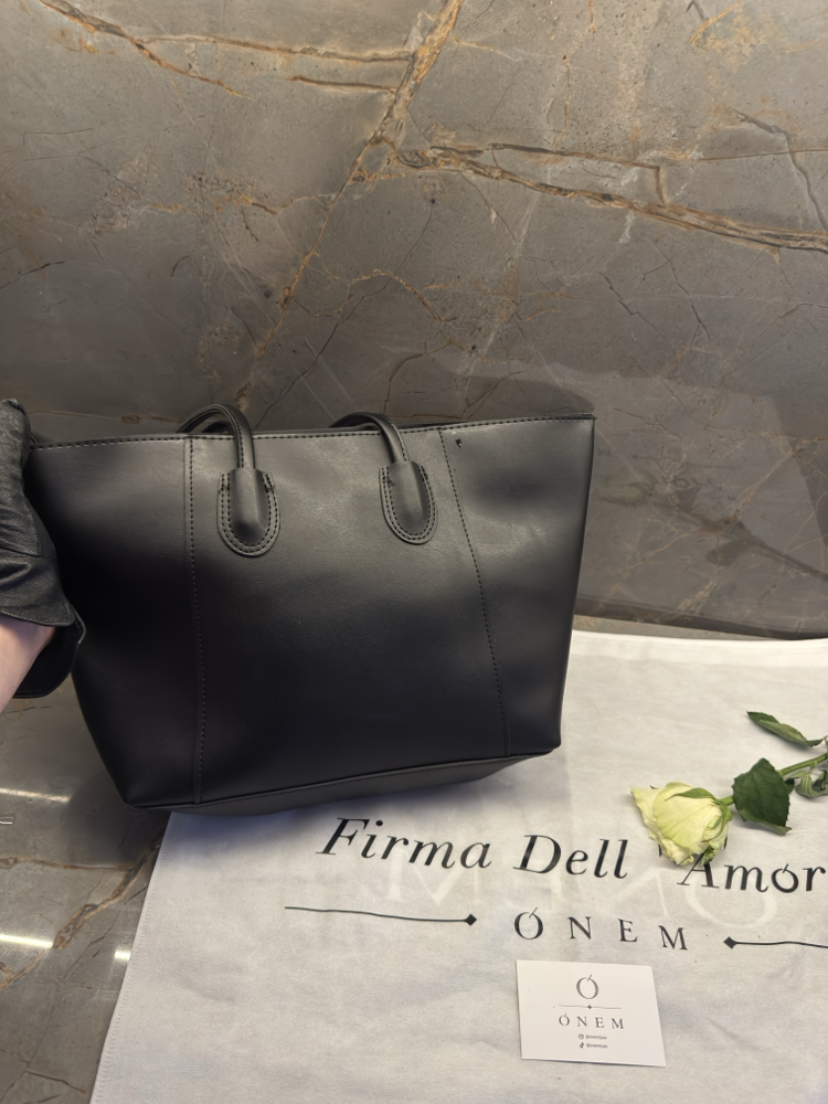 Onem - The Coach Black