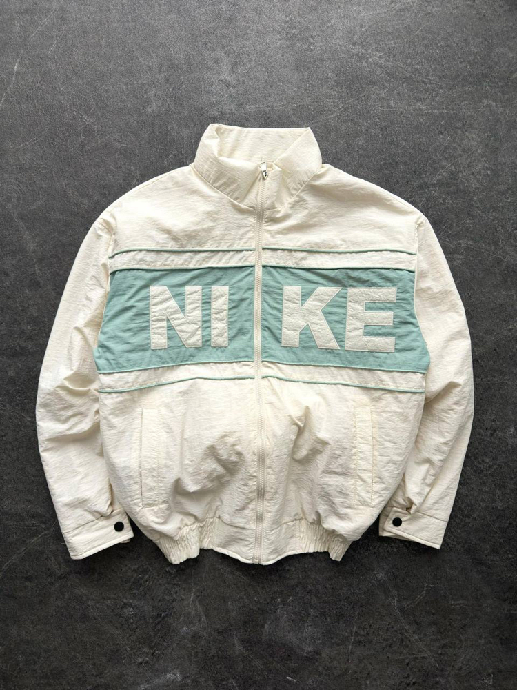 Vintage Nike Mont