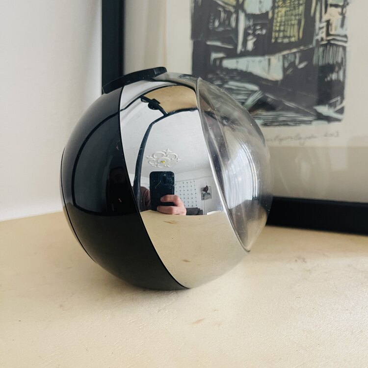 Belessing space Age Alarm Clock
