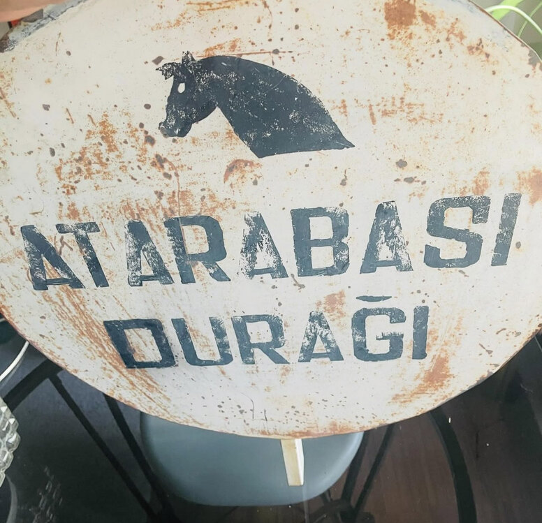 Vintage At Arabası Tabelası