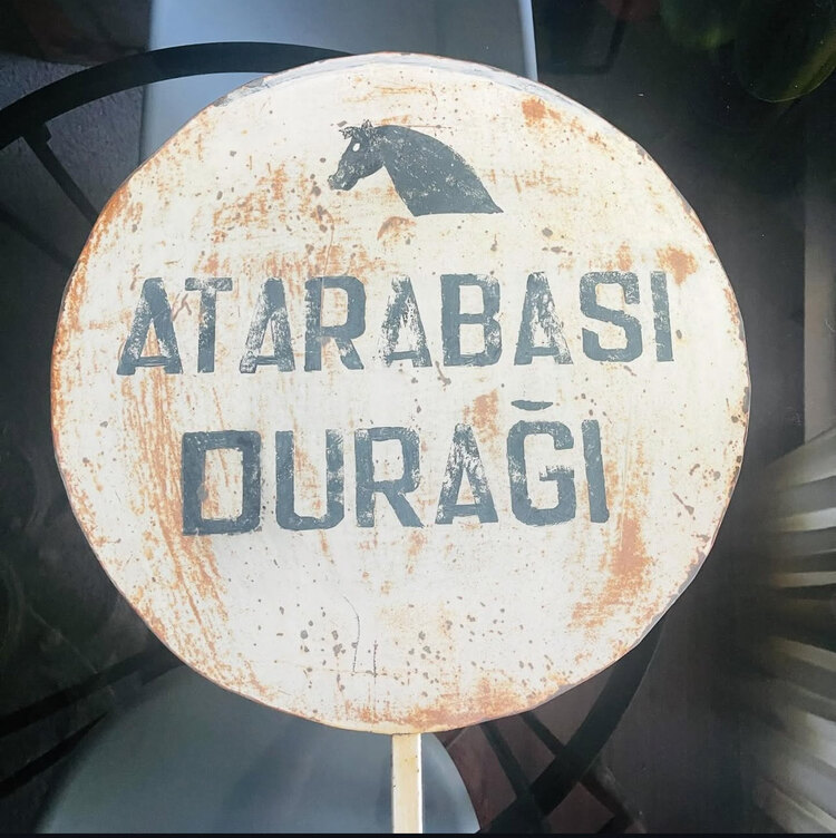 Vintage At Arabası Tabelası