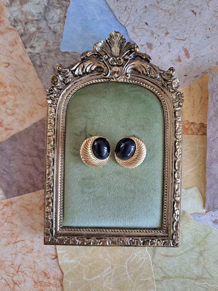Vintage Görünümlü Pirinç Gold Küpe 