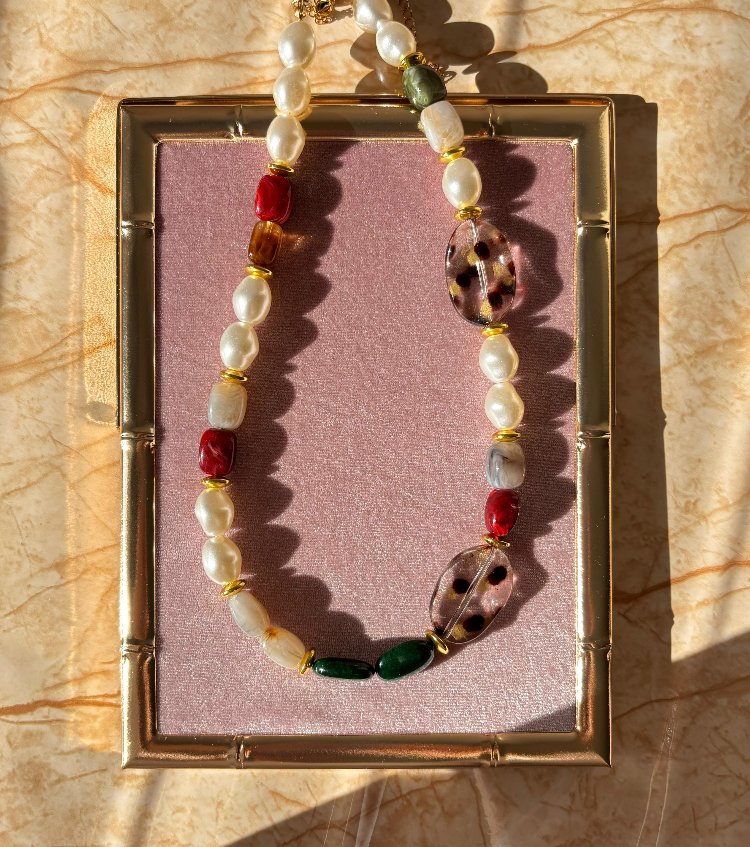 Leopar Detaylı Kolye 