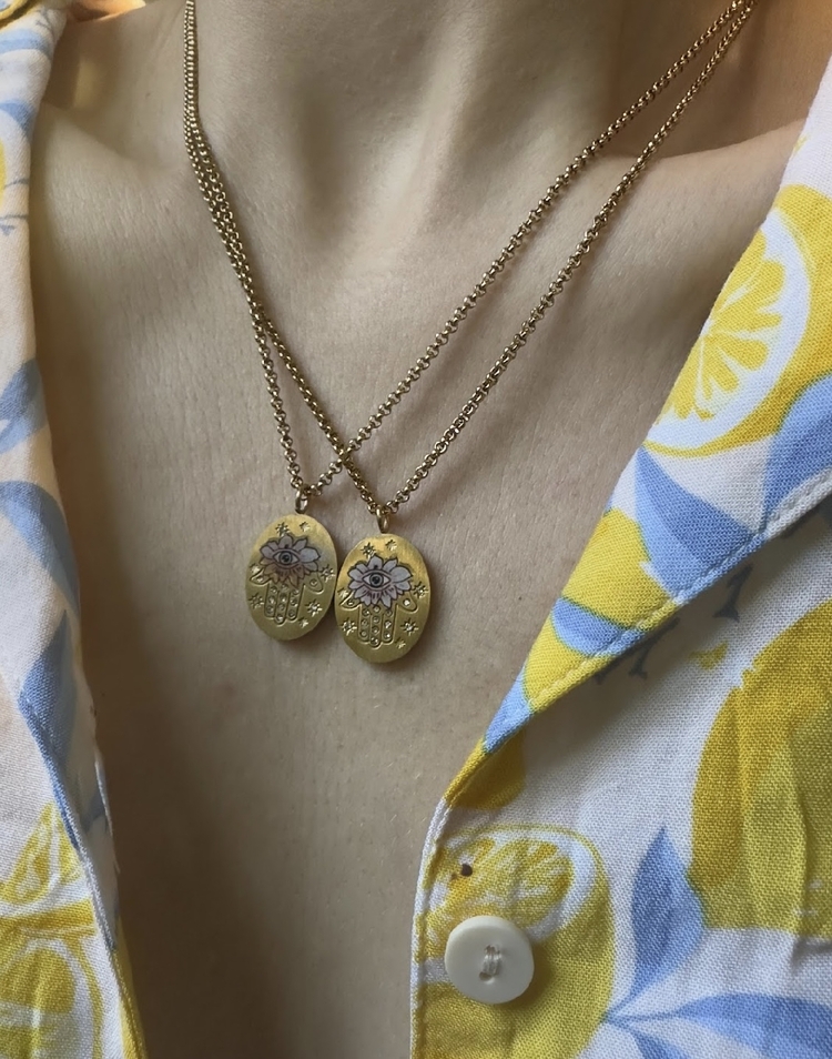 Fatma ana eli işlemeli vintage kolye