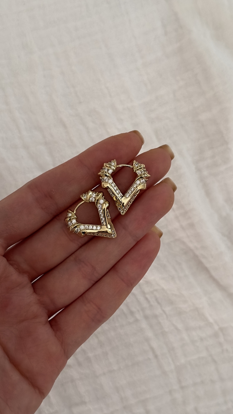 Vintage model taş işlemeli vıp xuping küpe