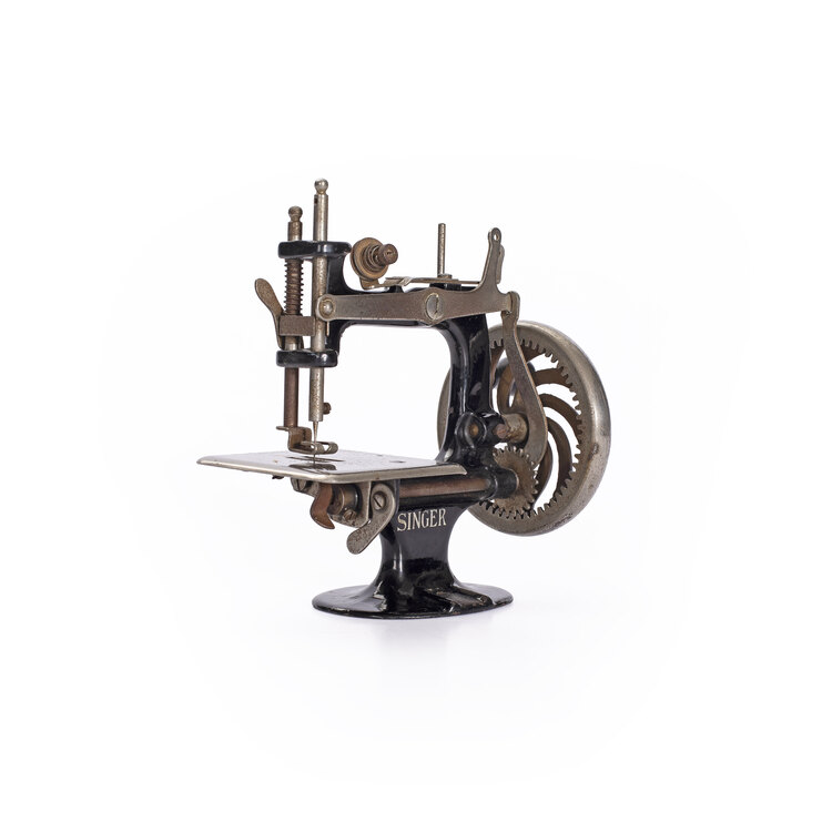1920’ler Singer No:20 Minyatür Dikiş Makinesi. Made in USA.