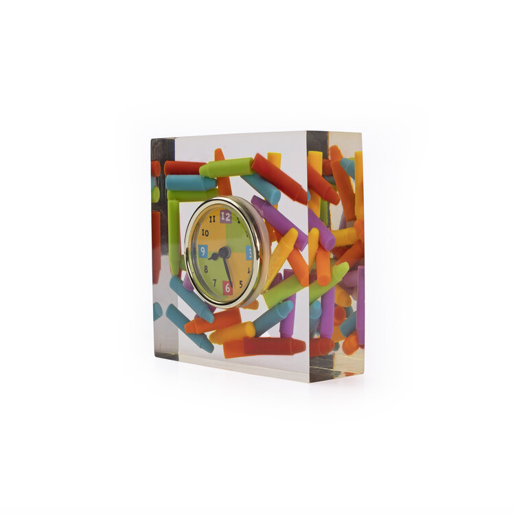 Popart Pleksi Masa Saati. 12x12x4cm Ölçüsünde