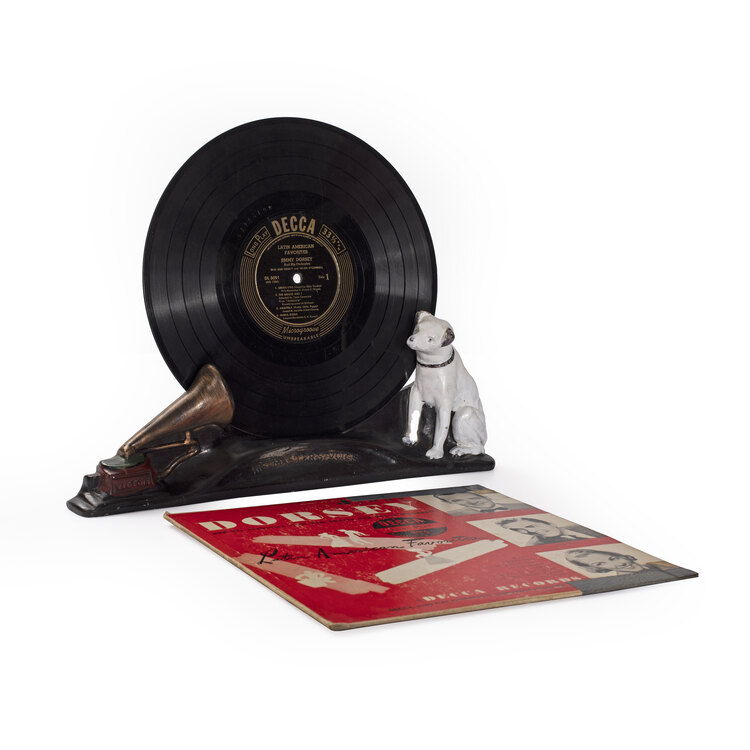 Vintage His Master Voice Plak Standı. Made in England