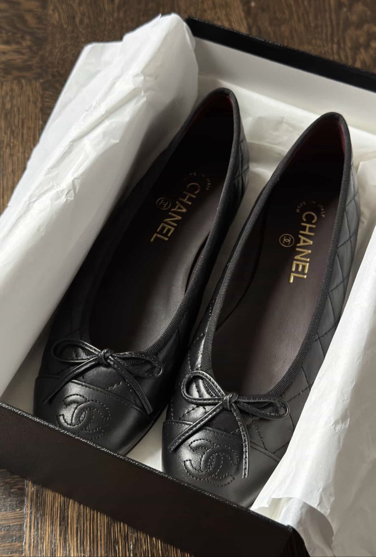 Chanel babet