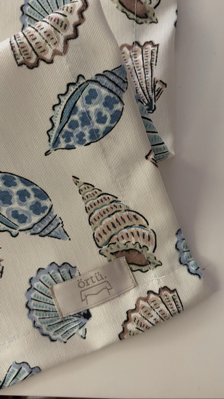 Coastal Shell Runner