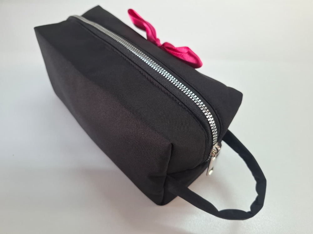  HANDY Black Fiyonklu Makyaj / El Çantası TB002