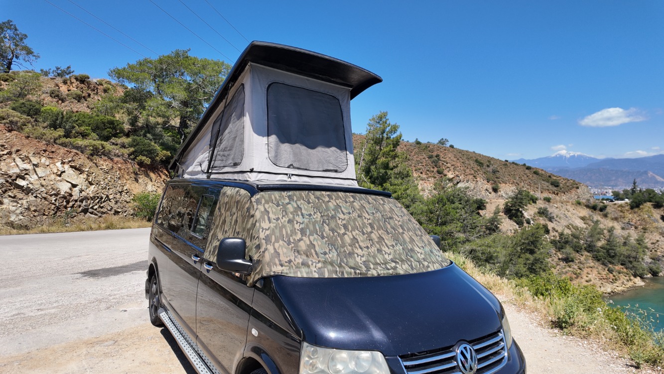 Volkswagen T5-T6 Oto Cam Güneşliği Premium Isı Yalıtımlı Askeri Kamuflaj