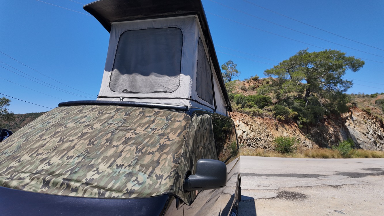 Volkswagen T5-T6 Oto Cam Güneşliği Premium Isı Yalıtımlı Askeri Kamuflaj