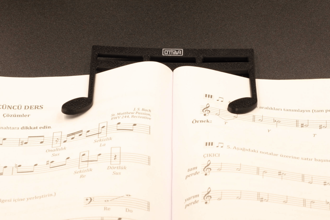 Ottava Notalı Müzik Kitabı Tutucu