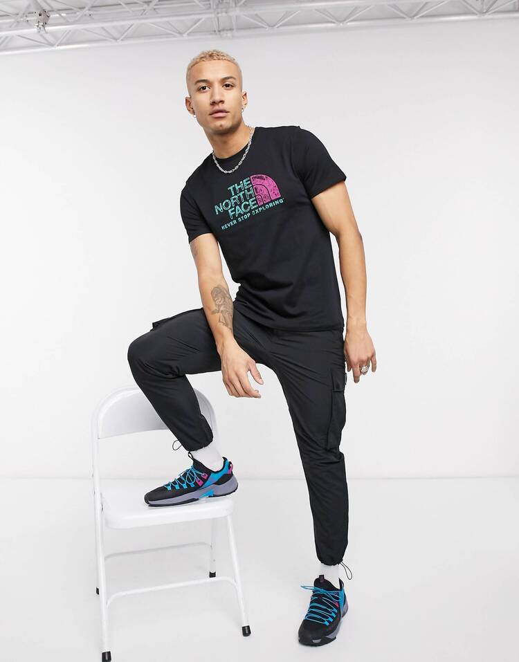 TNF Rust T-Shirt - Siyah-Fuşya