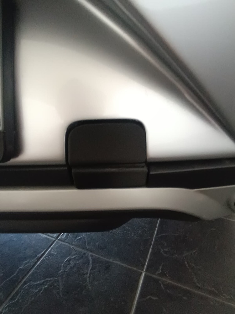MG ZS model araç çeki demir kapağı
