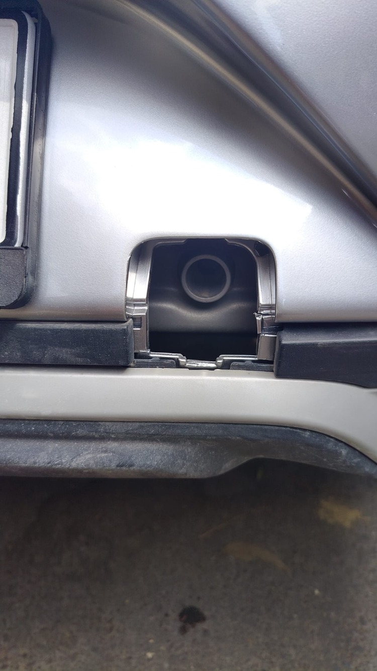 MG ZS model araç çeki demir kapağı