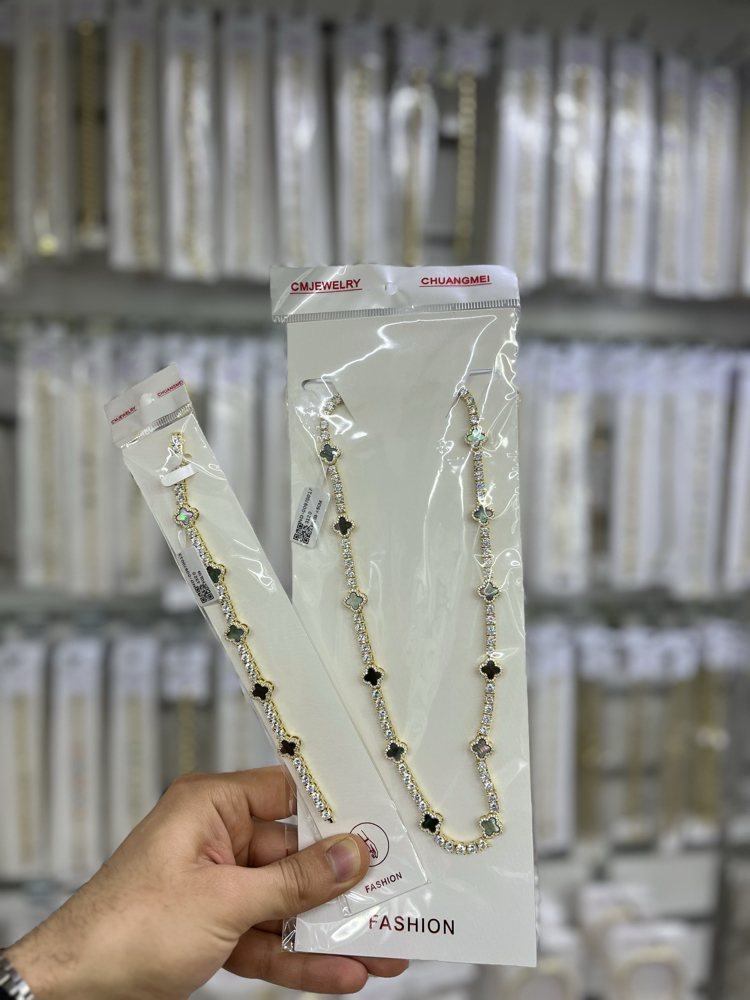 Van cleef siyah sertifikalı