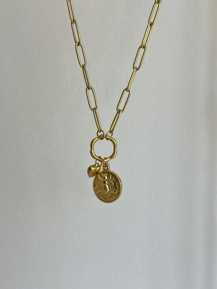 Arı Madalyon Charm Kolye | Çelik