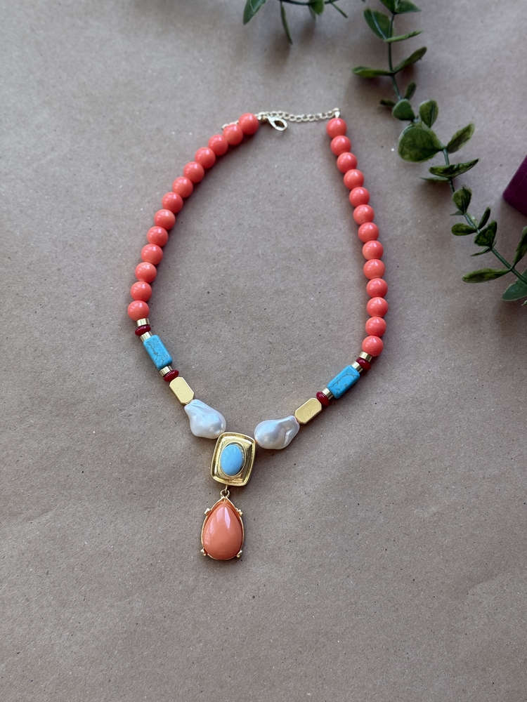 Coral Boncuk Kolye