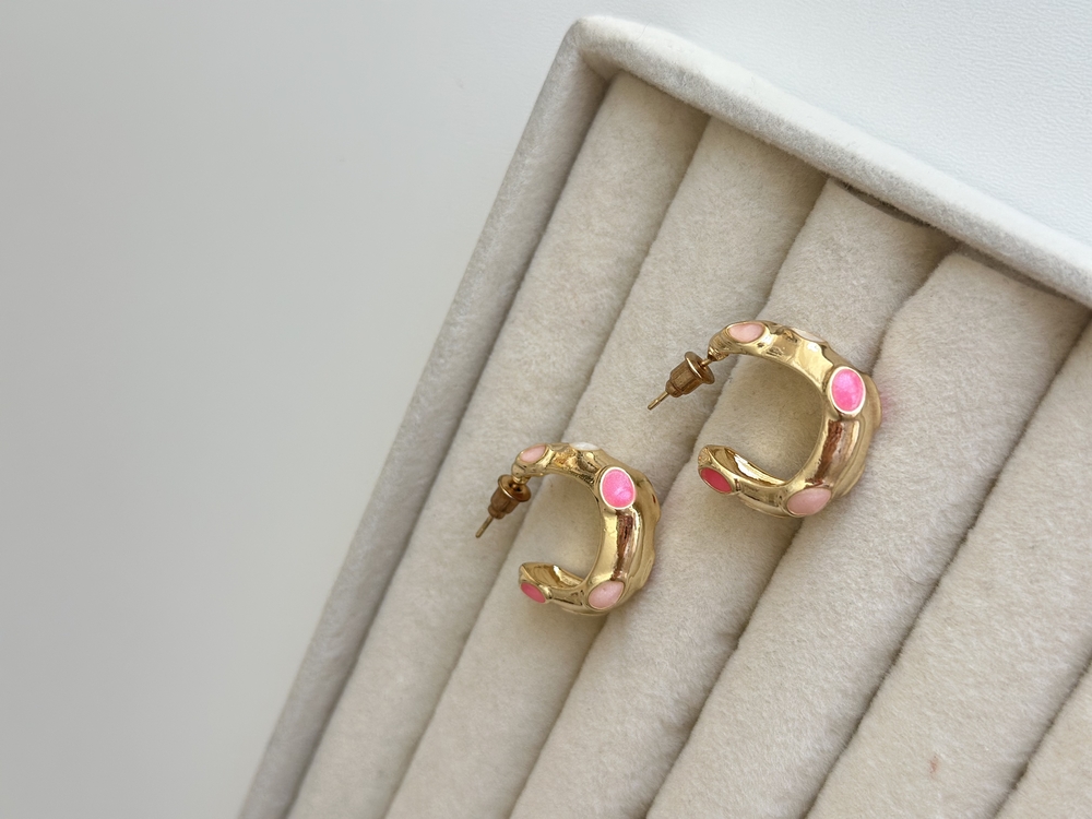 Pembe Mineli Gold Küpe 