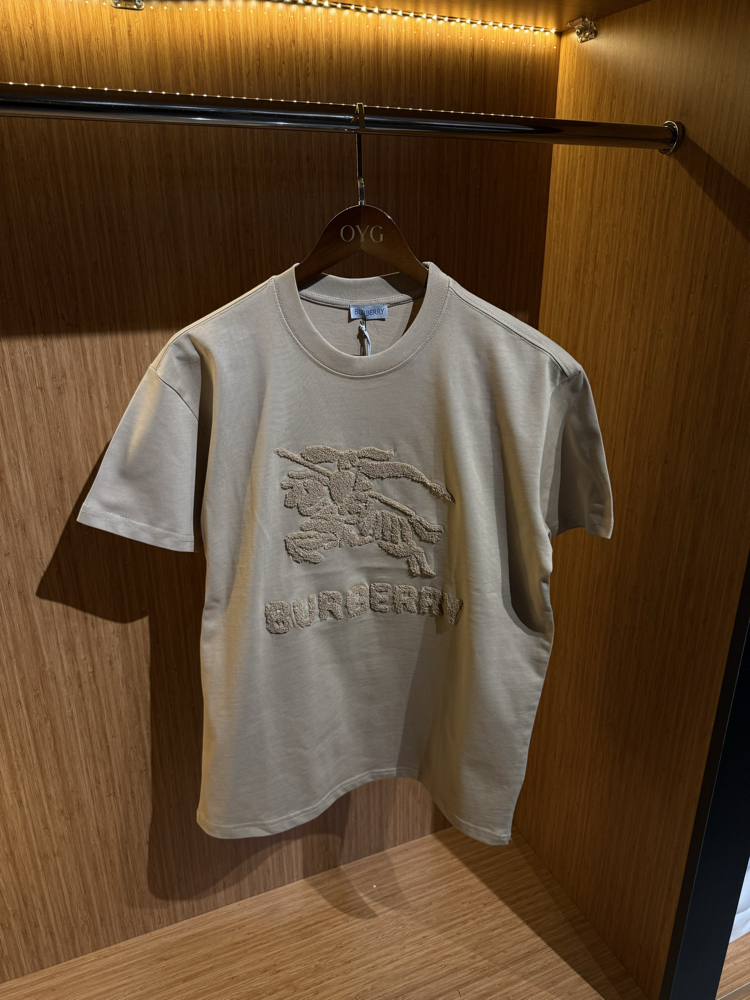 Brbrry Premium T-Shirt | Bej