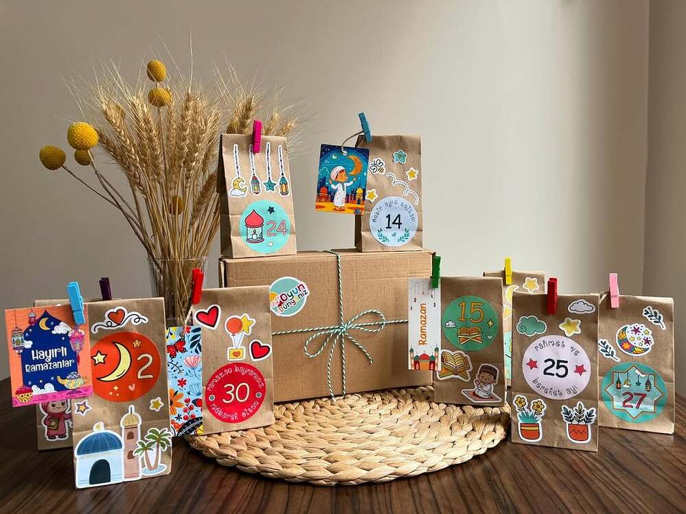 Stickerlı Ramazan Takvimi