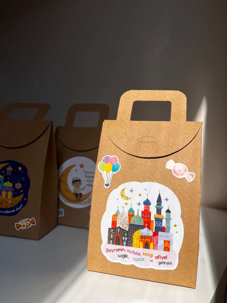 Sticker’lı Ramazan Bayramı Hediye Kutuları (10 adet)